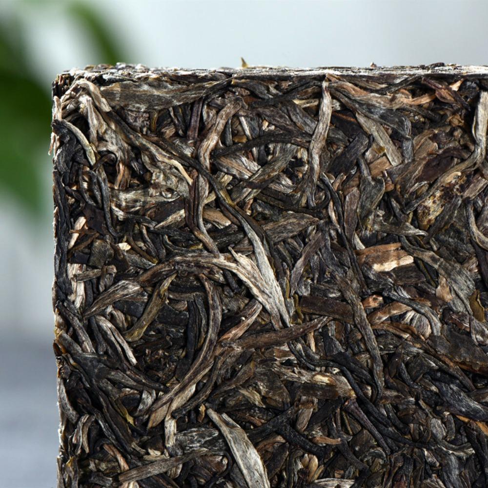 CIFbuy Yunnan Green Tea Spring Raw Pu-erh Old Tree Brick 250g