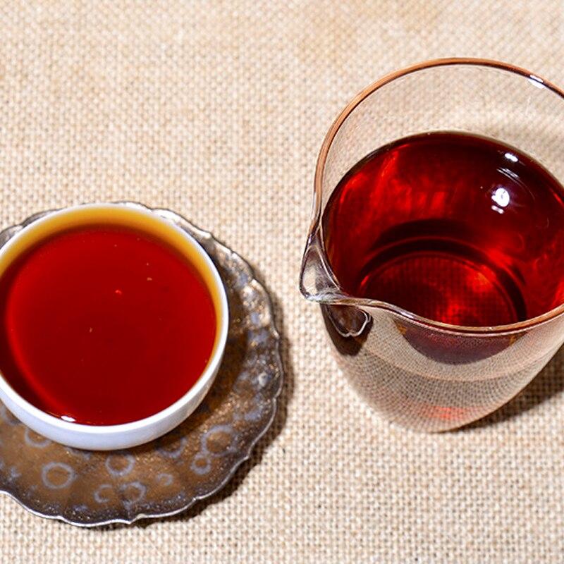 CIFbuy 2010 Ban Zhang Golden Bud Menghai Ancient Tree Shu Pu-erh Tea Cake 357g
2010年班章金芽勐海古树熟普洱茶饼357克