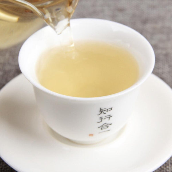 CIFbuy Premium Yunnan White Tea Silver Needle White Tea Organic Bai Hao Yin Zhen 250g