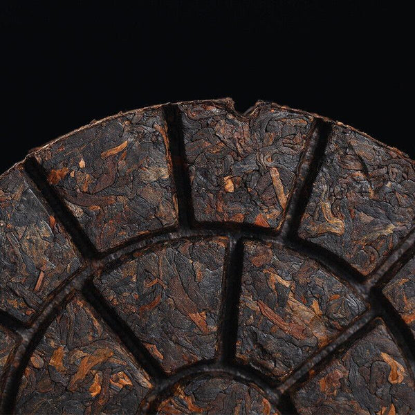 CIFbuy 200g Tianxiang BrownMountain Ripe Cake Yunnan Menghai Pu'er Seven Hand Torn Cake