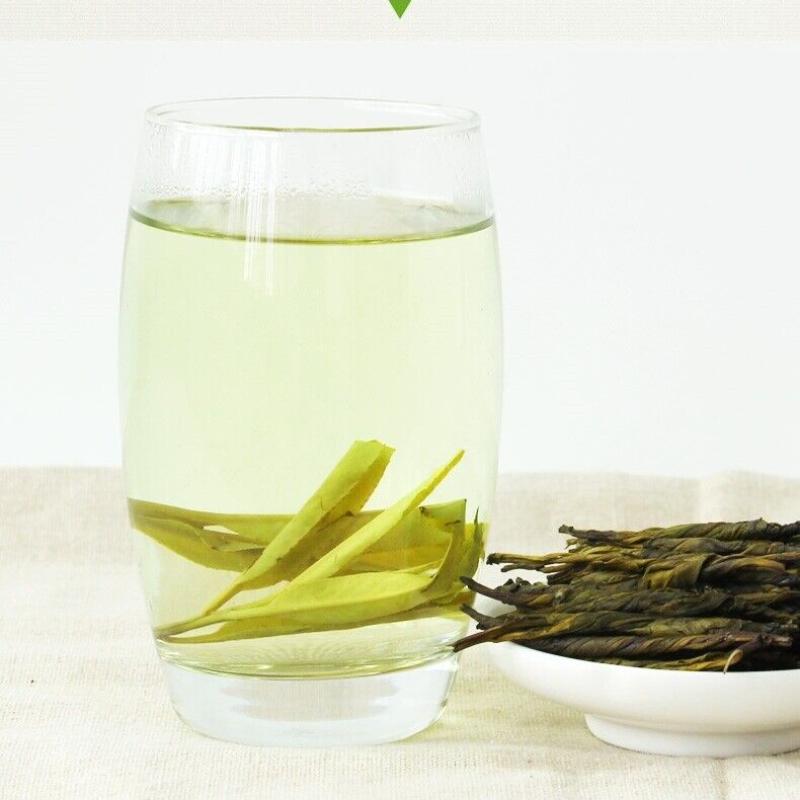 CIFbuy 125g Big Leaf Kuding Tea Hainan Specialty Bitter Green Tea Needle Ku Ding Cha