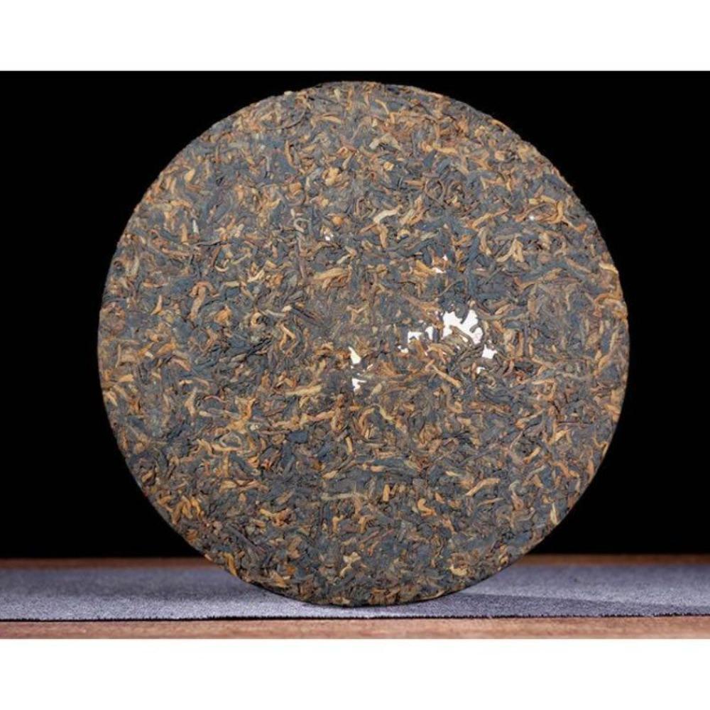 CIFbuy Yunnan Menghai Brown Mountain Ancient Tree Ripe Puer Seven Seeds Tea Cake 357g
云南勐海布朗山古树熟普洱七子饼茶357克