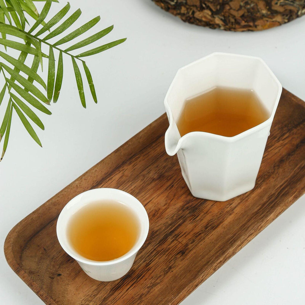 CIFbuy 350g Old White Tea Fuding White Tea White Peony Gongmei Tea Shoumei Tea Cake