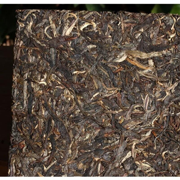CIFbuy Yunnan Xigui Iceland Premium Ancient Tree Raw Pu-erh Brick 100g Gift Box