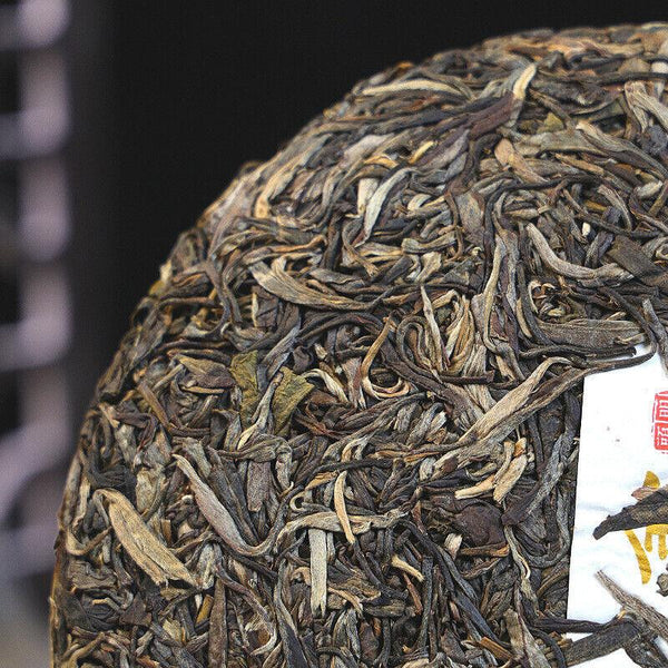 CIFbuy 357g Yiwu Puerh Tea Cake Big Tree Organic Pu-erh Raw Tea Cake Yunnan Pu'er Tea