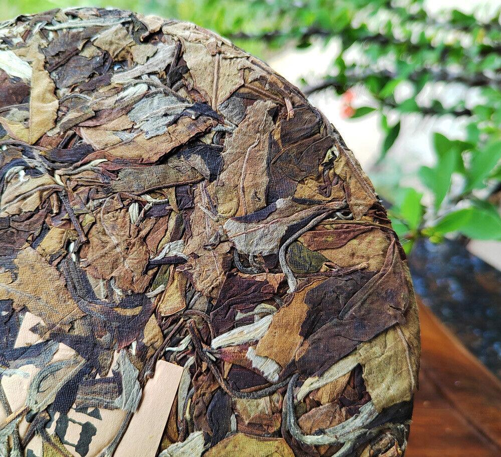 CIFbuy 300g White Tea Yunnan Pu'er Tea Moonlight White Pu'er Old Tree White Tea Cake