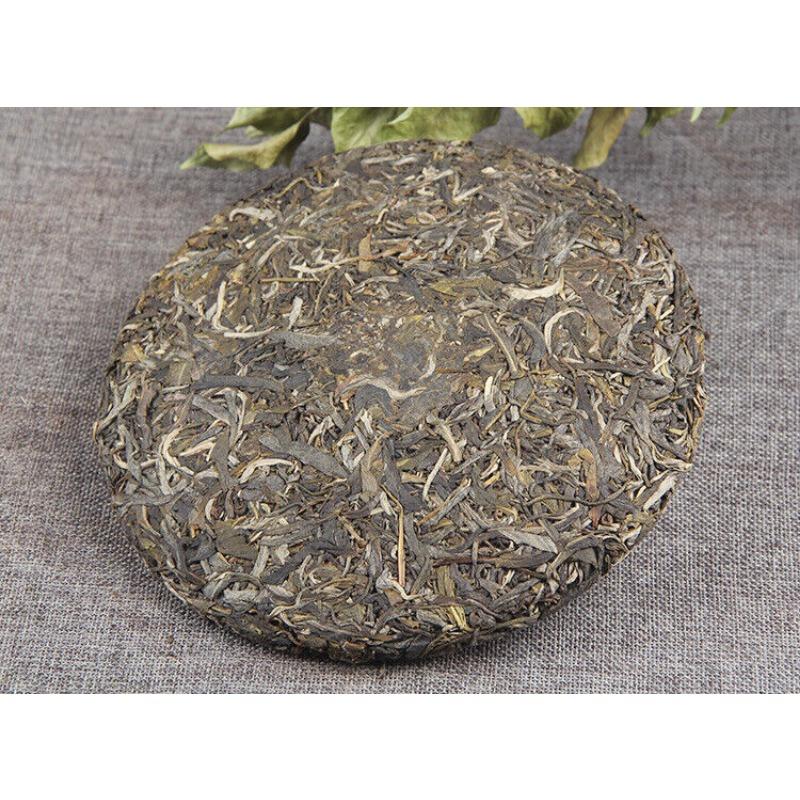 CIFbuy Pu'er Raw Tea Iceland Ancient Tree 357g Yunnan Tea Cake