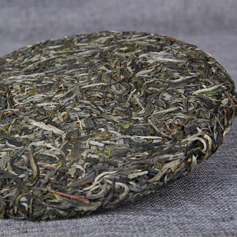 CIFbuy Ancient Tree Yunnan Puerh Green Tea Cake 357g Gift