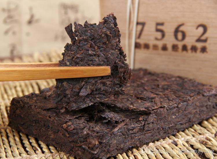 Yunnan Shu Puer Tea A Grade Menghai Xing Hai Ripe Puerh 7562 Brick 250g Old Tea Main image