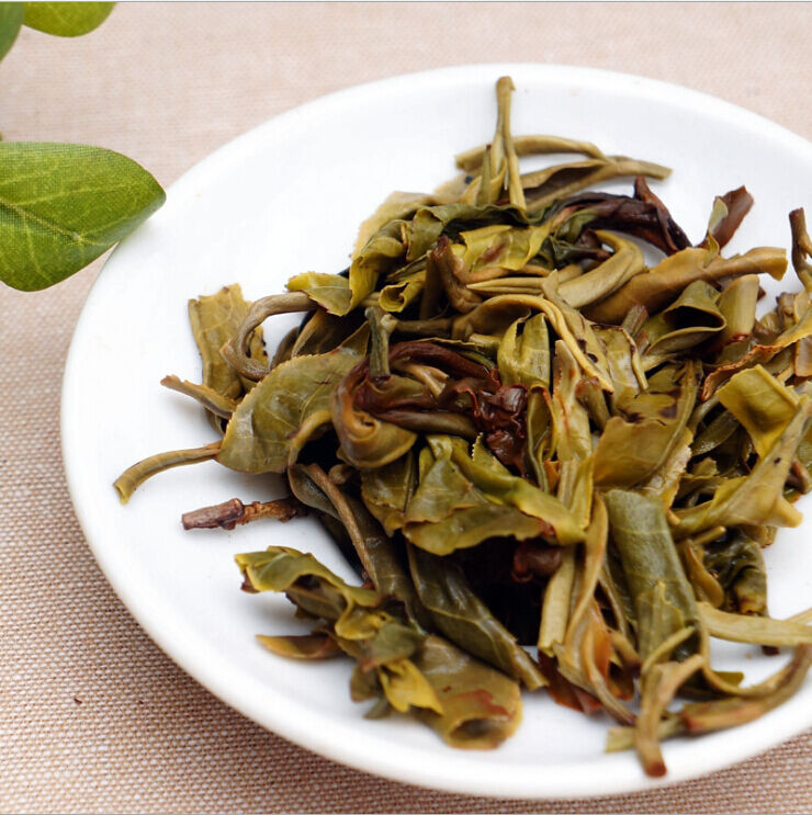 Raw Pu-erh Tea 200g Spring Green Tea Yunnan Pu Erh Tea Green Food Healrhy Food