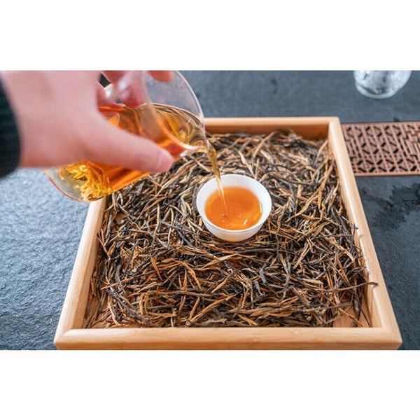 CIFbuy Yunnan Fengqing DianHong tea Pine Needle Un bourgeon une feuille Golden Needle