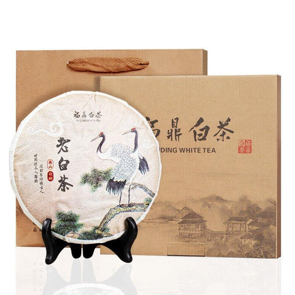 CIFbuy 300g(10.58Oz) Fuding White Tea Date White Tea Cake Tea Gift Box Packaging