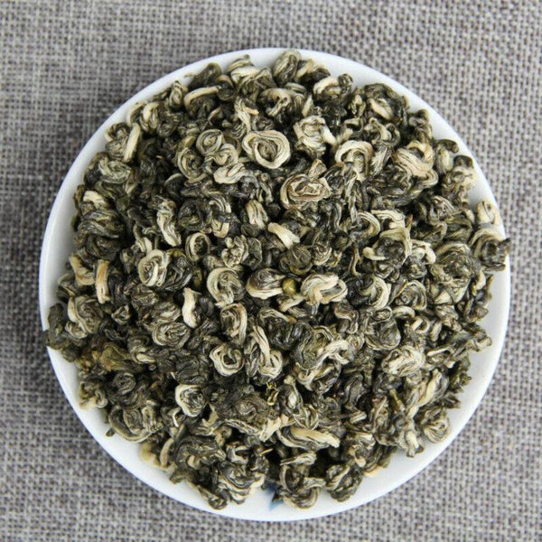 CIFbuy 80g Yunnan Biluochun Green Tea Loose Leaf Chinese Slimming Tea Iron Box Gift Tea