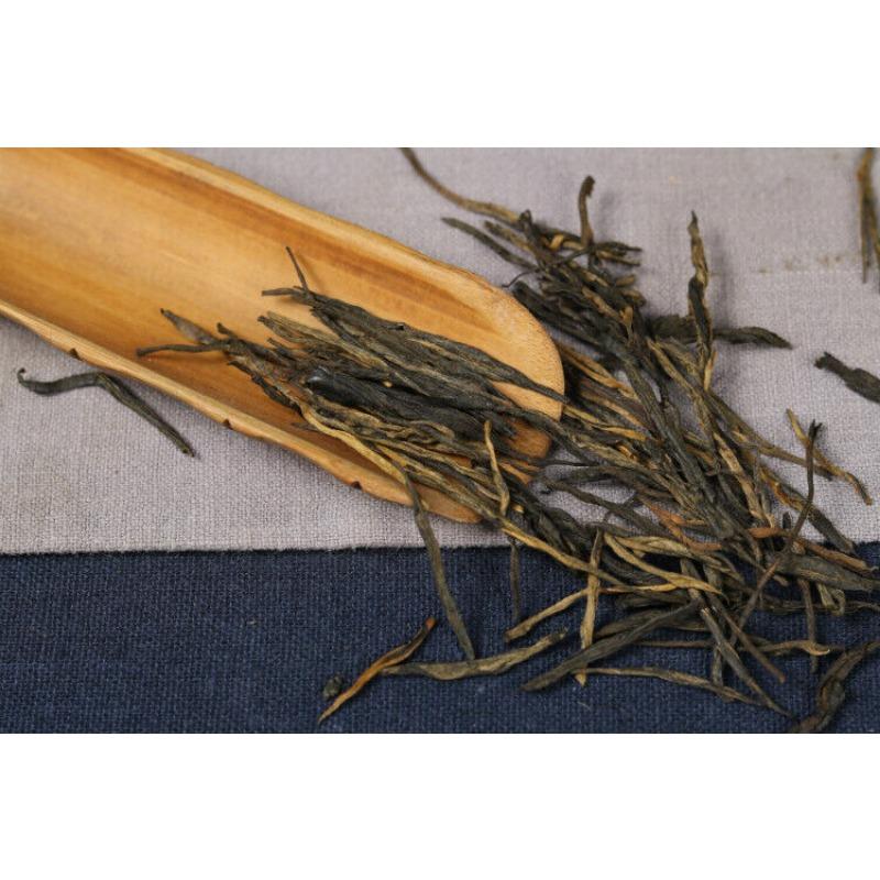 CIFbuy Fengqing Dian Hong Tea Spring Tea Two-leaf Pine Needles (No. 1) Lijiao Black Tea