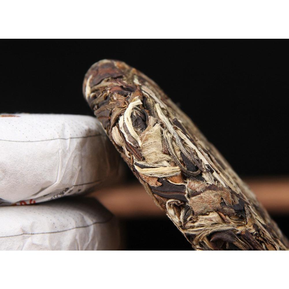 CIFbuy Yunnan Yue Guan Bai Puer MoonLight 100g Yunnan White Tea Buds Raw Ancient Tree