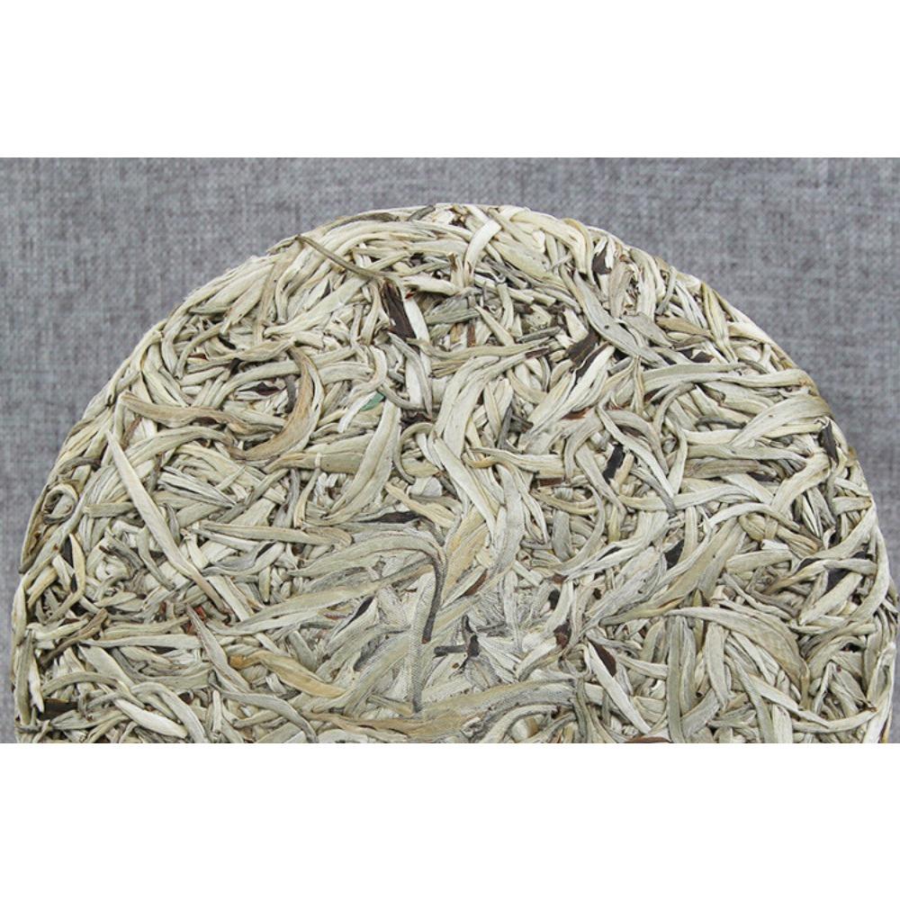 CIFbuy Yunnan Silver Needle White Tea Ancient Tree Moonlight White Single Buds 357g
