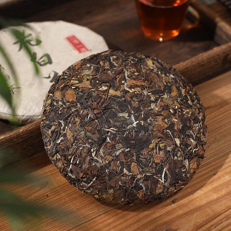 CIFbuy 2017 Fuding Shoumei "Long Eyebrows" (Pansi), Aged Bai Cha with Jujube Aroma, 350g