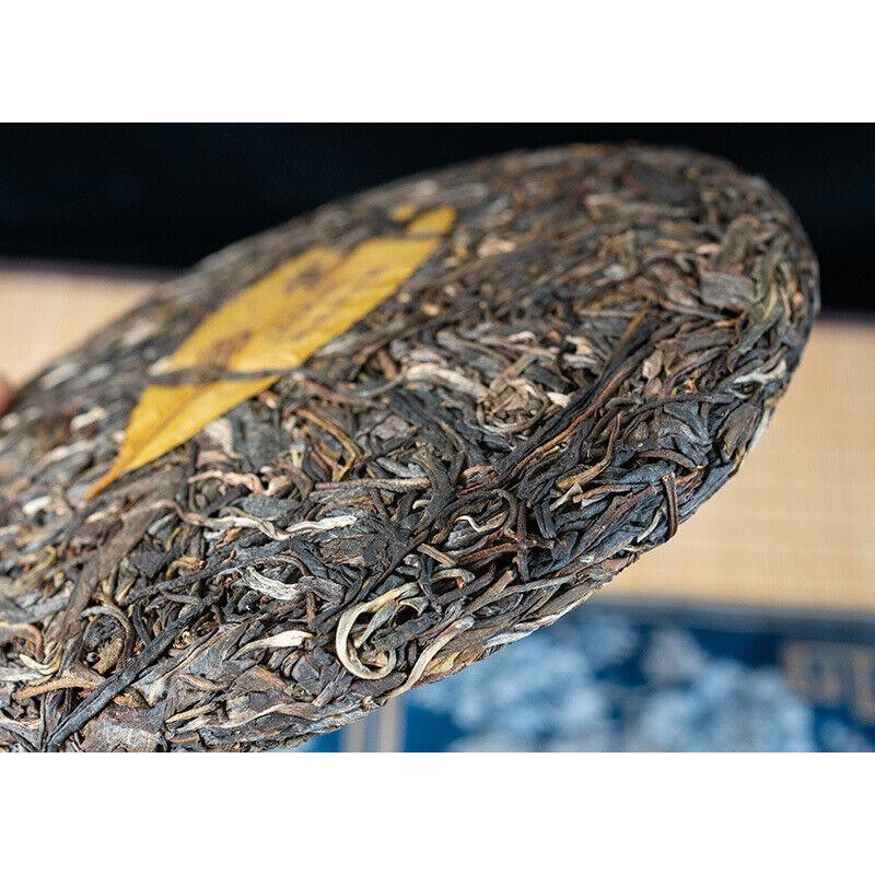 CIFbuy 357g Yunnan Yiwu Wild Release Ancient Tree Tea Cake Aged Pu-erh Raw Tea