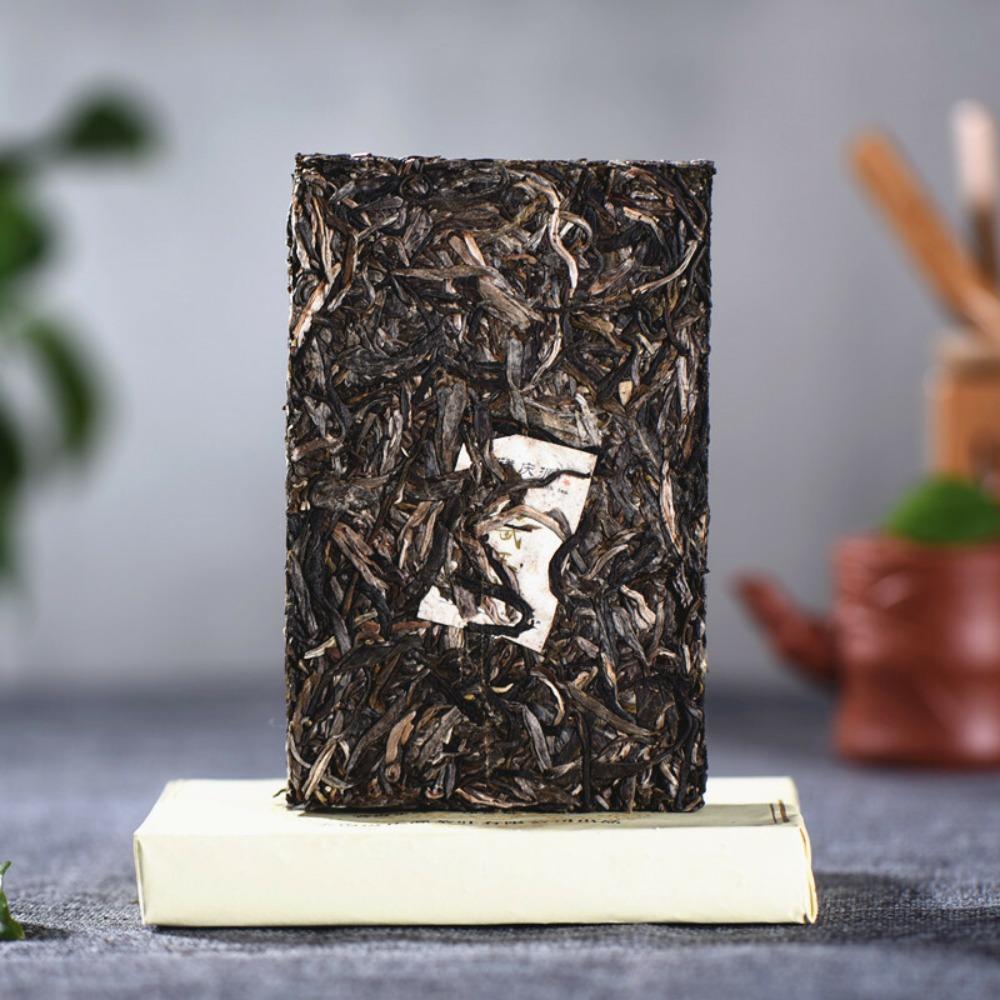 CIFbuy Yunnan Green Tea Spring Raw Pu-erh Old Tree Brick 250g