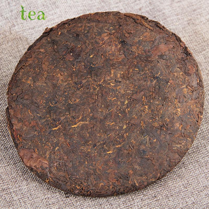 CIFbuy Menghai Chengyun Aged Pu'er Prepared Tea, Yunnan Special 7-Cake Package in Whole Bamboo Husk
勐海陈韵熟普洱茶叶 云南特产七子饼整竹壳包装