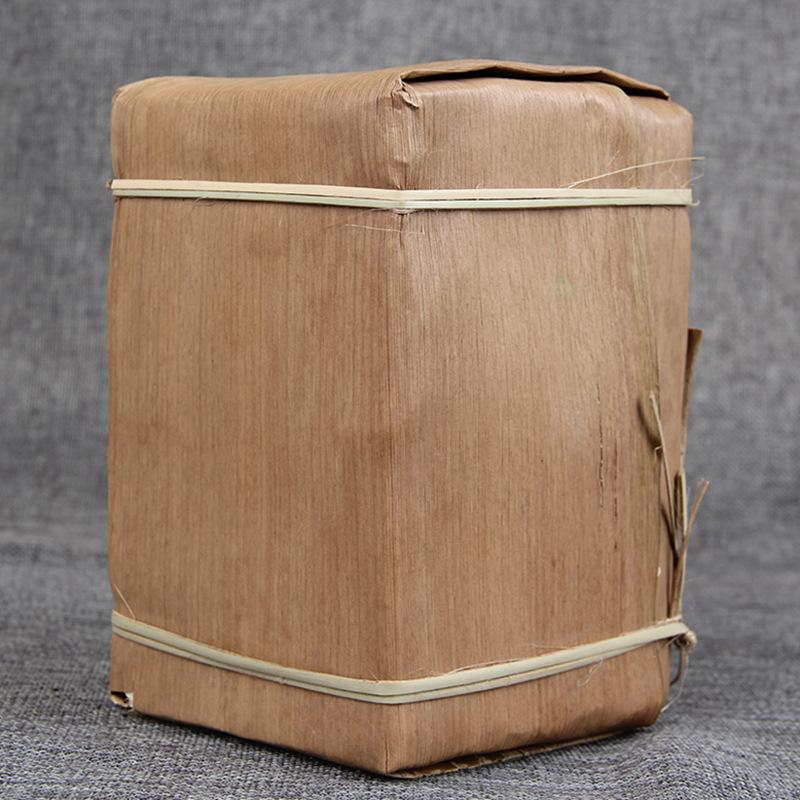 CIFbuy 2007 Pu'er Tea, Chenxiang Tea, Menghai Zaoxiang, Brick Pu'er Tea, Aged Tea, 1 kg, Bamboo Shoot Shell, Brick Tea