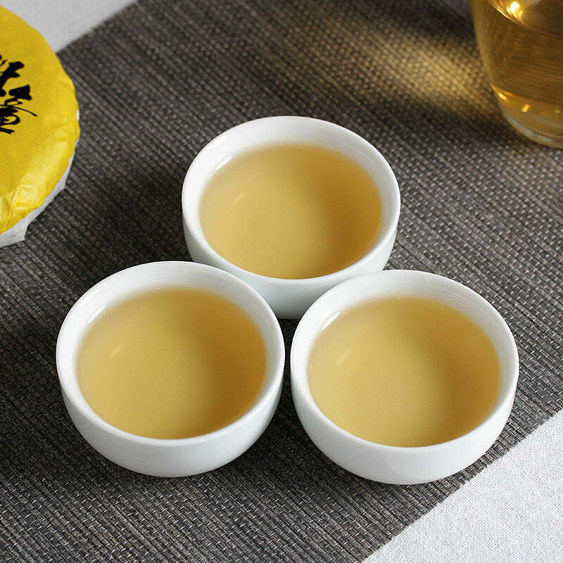 CIFbuy 100g Yunnan Pu'er Tea Banzhangjinrun Raw Pu-erh Tea Cake Chinese Pu-erh Shengcha