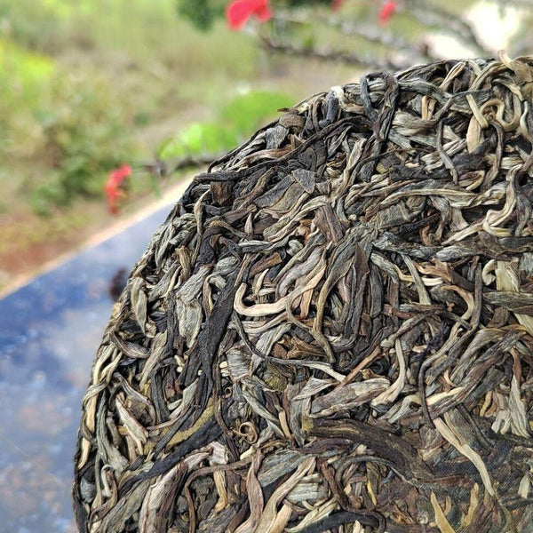 CIFbuy 357g Menghai Laobanzhang Ancient Tree Yunnan Pu'er Tea Cake