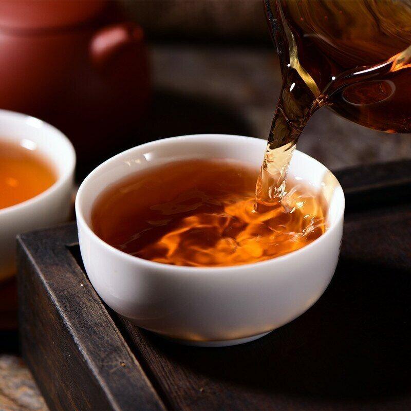CIFbuy Yunnan Old Tree Sun Dried Black Tea Dianhong Feng Qing Dian Hong Tea Cake 357g