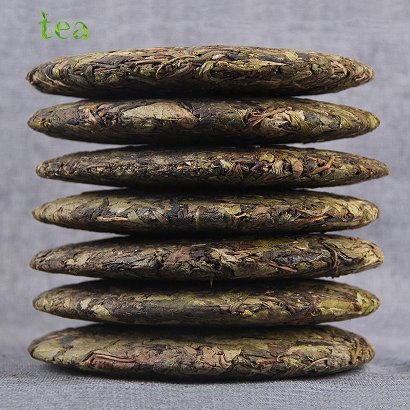 CIFbuy Yunnan Raw Pu'er Tea Cake 357g Ancient Tree Lin Cang Iceland Gold Leaf
云南生普洱饼茶 357克 古树临沧冰岛金叶