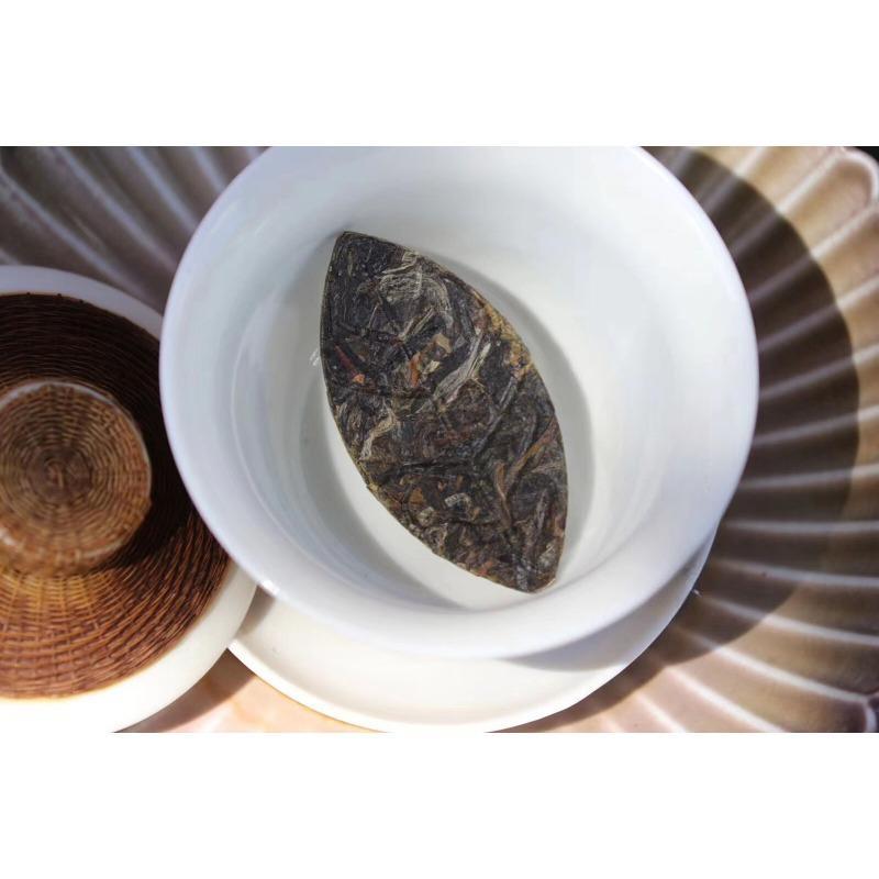 CIFbuy 500g Golden Leaf Pu-erh Raw Tea Menghai Big Tree Golden Leaf Tea
