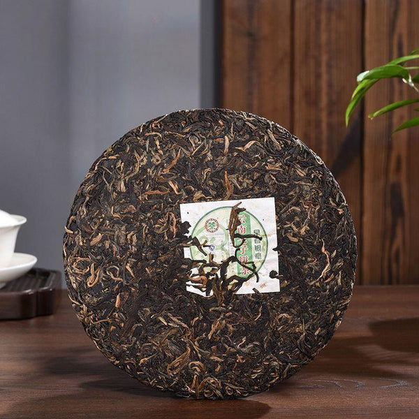 CIFbuy Kunming Tea Factory Early CNNP Spring Silver Tips Pu'er Tea Cake 2007 400g Raw