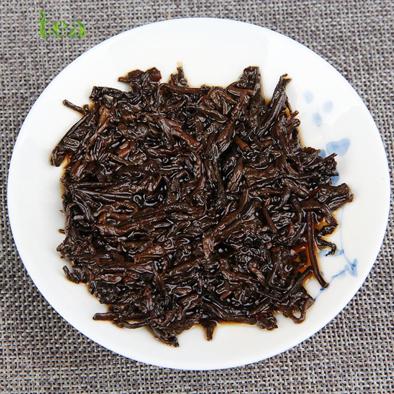 CIFbuy 2005 Menghai Tea Cake Compared to Yibin Tea, Yunnan "Cizi" Tea Cake Weighing 357g