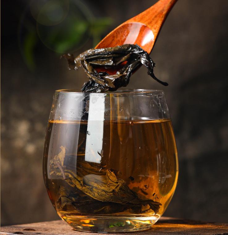 CIFbuy 100g Eucommia Ulmoides Leaves Tea Duzhongye Herbal Tea Chinese Herbs Tea Benefit