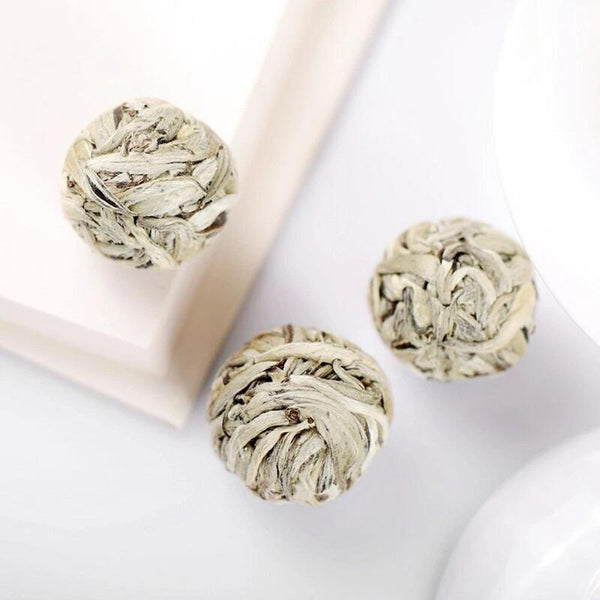 CIFbuy 500g Yunnan High Mountain Old Tree White Tea Handmade Yue Guang Bai Dragon Ball