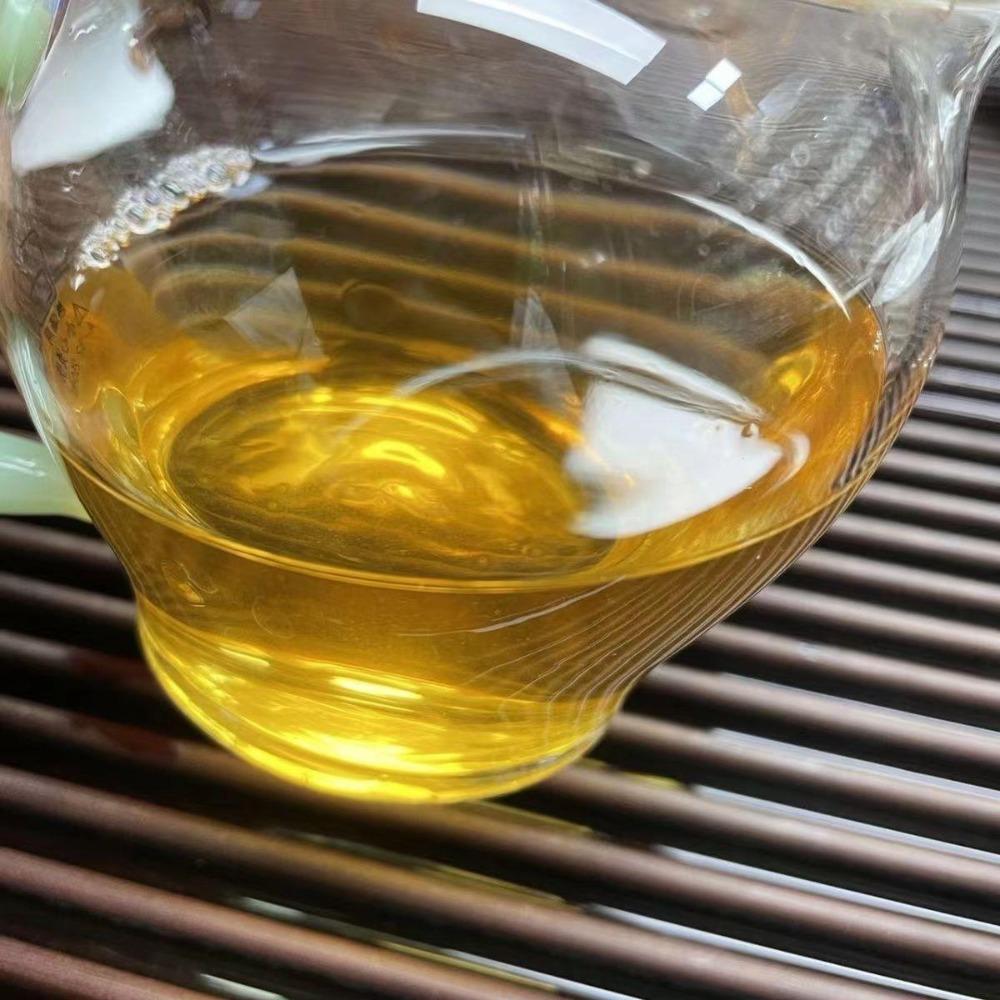 CIFbuy 357g Menghai Laobanzhang Yunnan Raw Pu'er Tea Cake