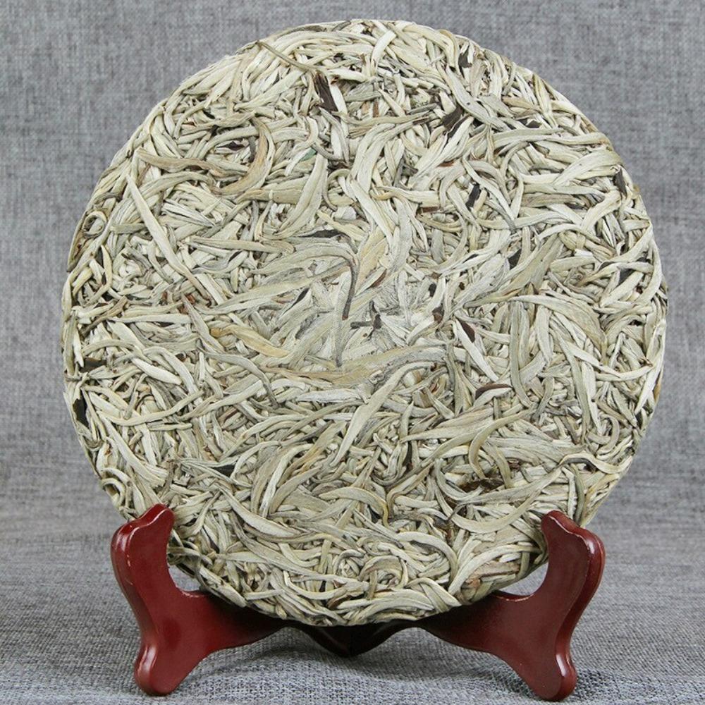 CIFbuy Silver Needle White Tea Ancient Tree Moonlight White Single Buds Tea 357g