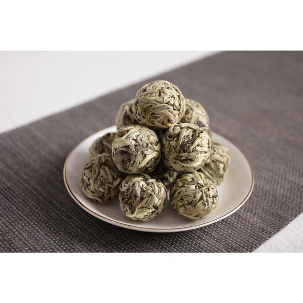 CIFbuy Handmade Moonlight Yunnan White Tea Beauty Silver Needle White Tea Ball Long Zhu