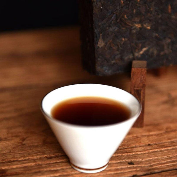 CIFbuy Yunnan Lao Banzhang Houde Aged Ripe Puer Tea Brick 1000g
云南老班章厚德陈年熟普洱砖茶1000克
