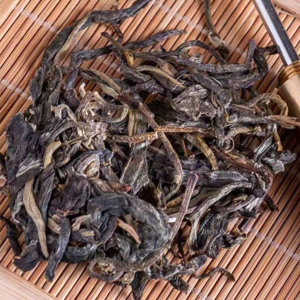 CIFbuy 357g Menghai Laobanzhang Yunnan Raw Pu'er Tea Cake