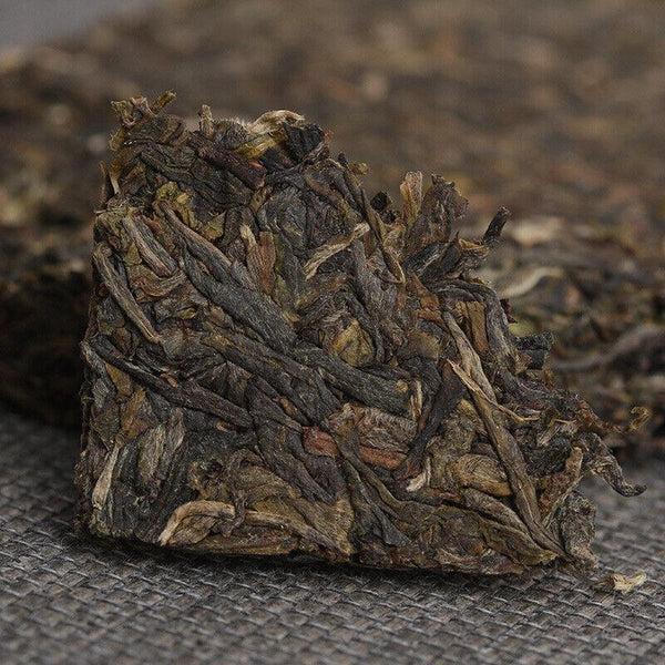 CIFbuy 200g Yunnan Pu'er Tea Bulang Spring Tip Pu'er Raw Brick Pre-Mingling Spring Tea