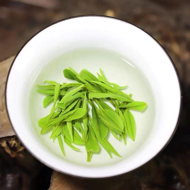 CIFbuy 250g Huangshan Maofeng Green Tea Before Rain Spring Tea China Green Tea Benefits