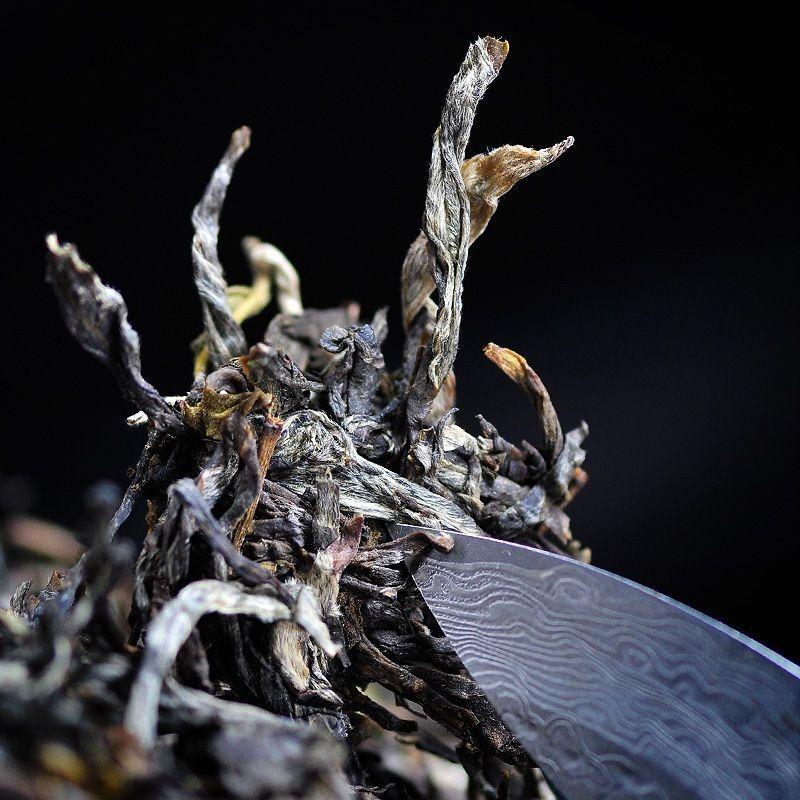CIFbuy Pu-erh Raw Tea Yunnan Ancient Tree Pure Material Seven Seed Cake Spring Tea 200g