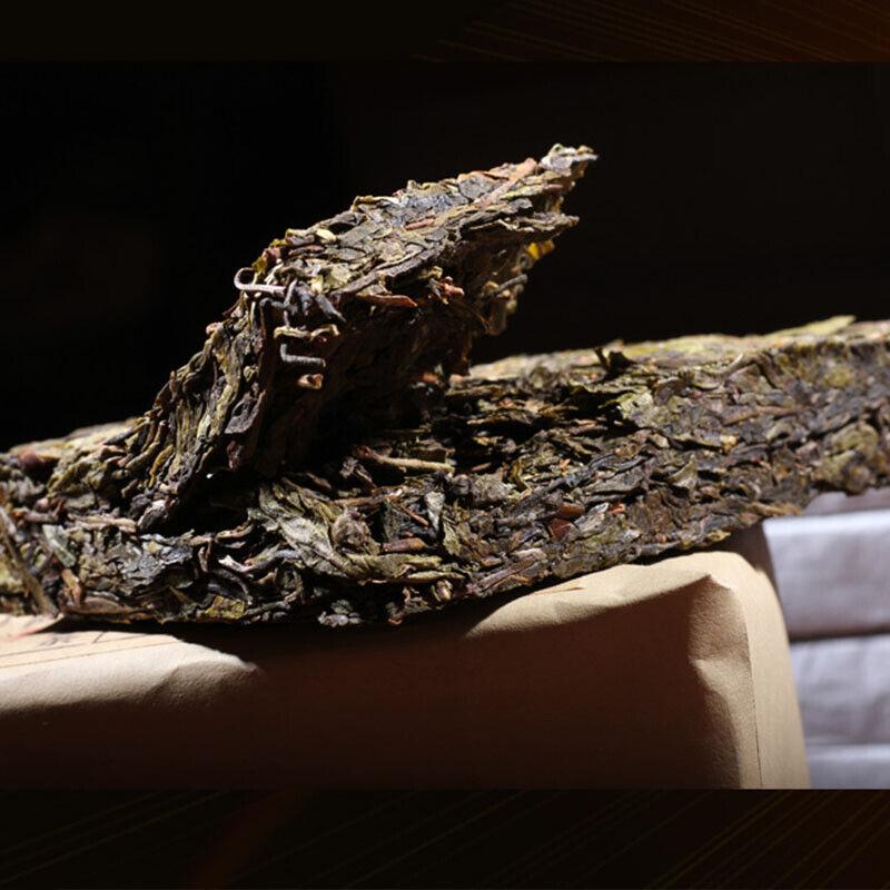 CIFbuy 250g Yunnan Pu-erh Raw Tea Icelandic Ancient Tree Raw Tea Brick