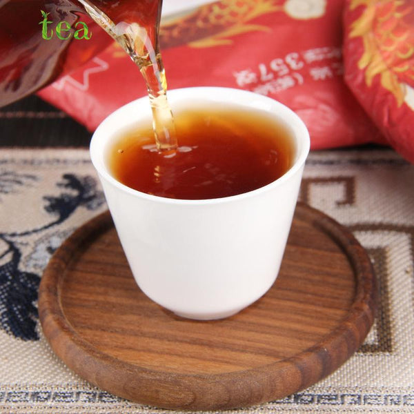 CIFbuy Dragon Puer Cake, Year of the Dragon Zodiac Sign, Chen Xiang, Ripe Cake Golden Dragon Ancient Tree Puer Tea, Ripe Tea Cake Yunnan Cizi Cake
龙年生肖龙纹普洱饼茶，陈香熟饼金龙古树普洱熟茶饼云南七子饼