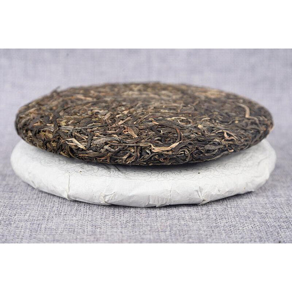 CIFbuy 357g Organic Green Tea Yiwu Spring Tea Yunnan Cake Tea Beneficial Health Tea