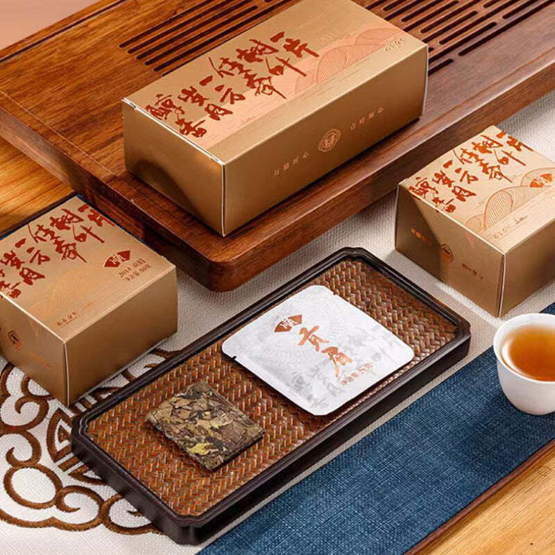 CIFbuy 100g Premium Fuding White Tea Gongmei White Tea Brick Portable Gift Tea Package