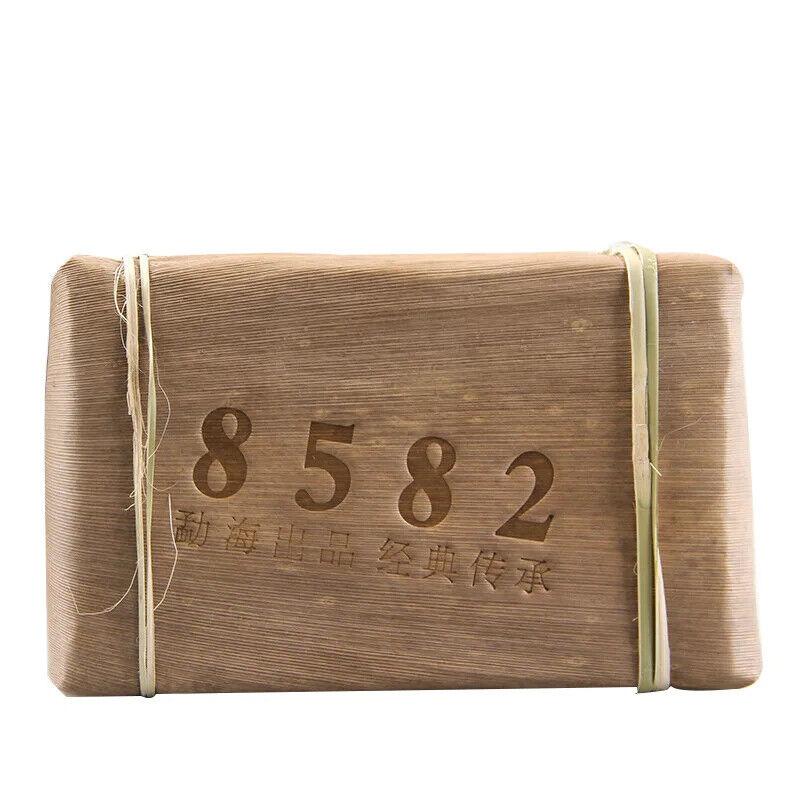 CIFbuy Yunnan Menghai Old Tea Brick 8582 Classic Old Raw Tea Pu'er Tea Brick 250g