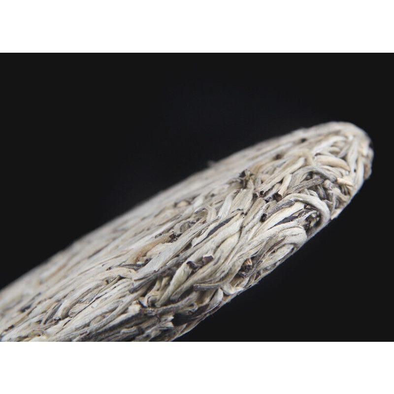 CIFbuy 200g White Tea Cake Silver Needle Yunnan White Tea Ancient Tree Pu'er Tea Cake