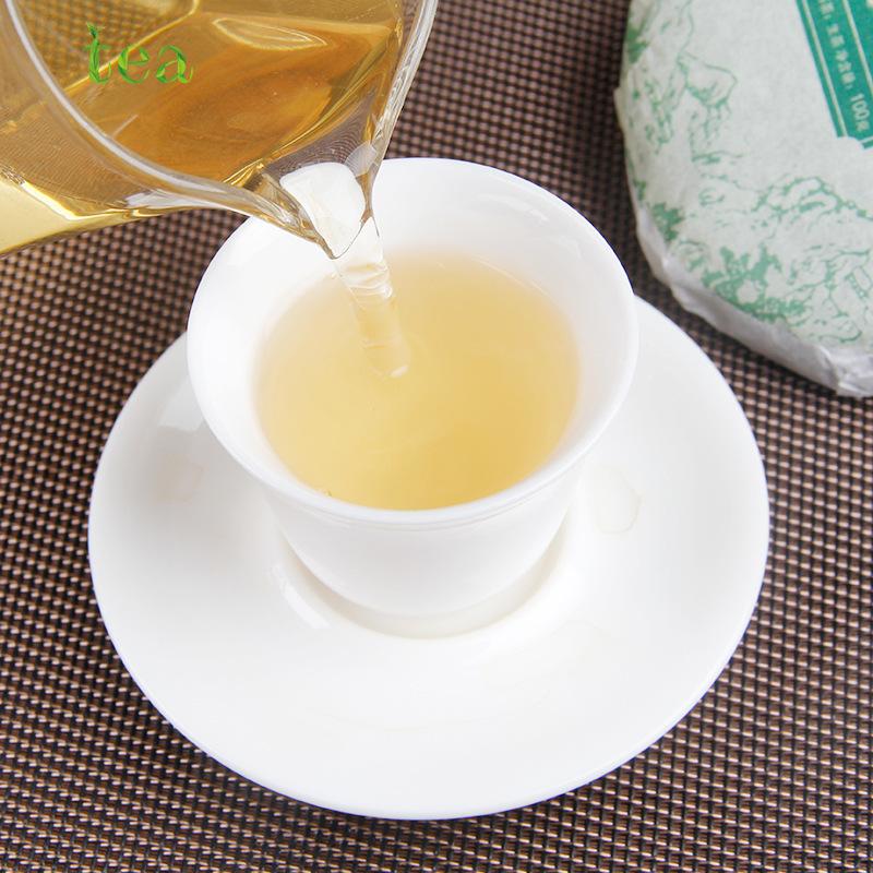 CIFbuy Pu'er Raw Tea Cake, Brown Mountain Pu'er Seven Seeds Round Cake, 100g Small Cake
普洱生茶饼，布朗山普洱七子圆饼，100克小饼