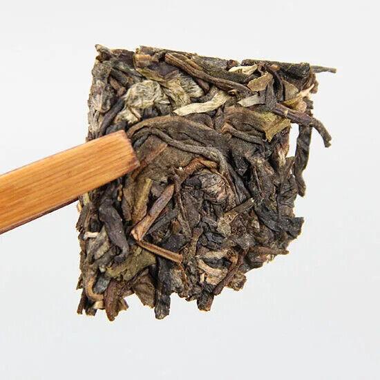 CIFbuy Yunnan Menghai Old Tea Brick 8582 Classic Old Raw Tea Pu'er Tea Brick 250g